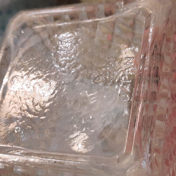 Mid Century made in Japan Glass Liquor decanters great condition clear glass - Picture 4 of 4